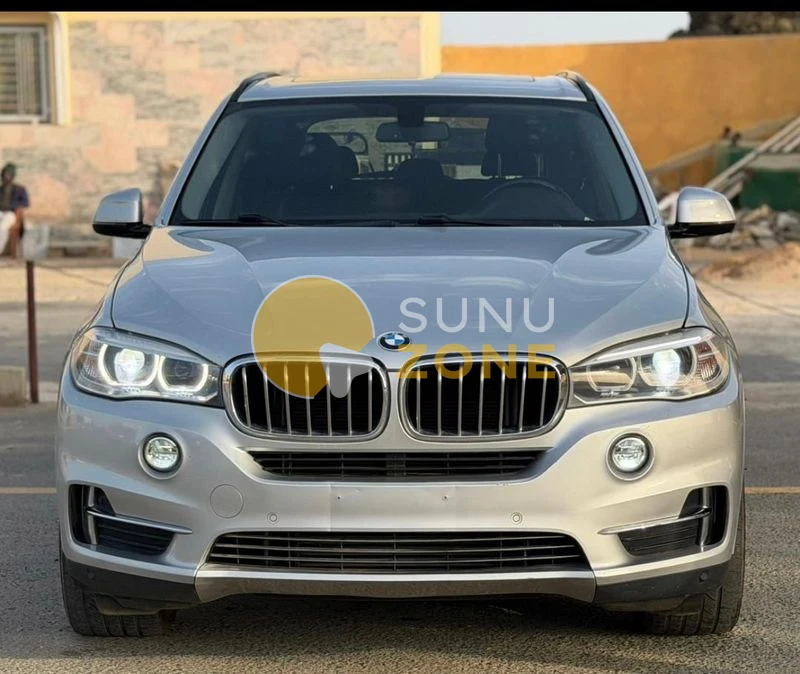 BMW X5 Xdrive 2017 — photo principale