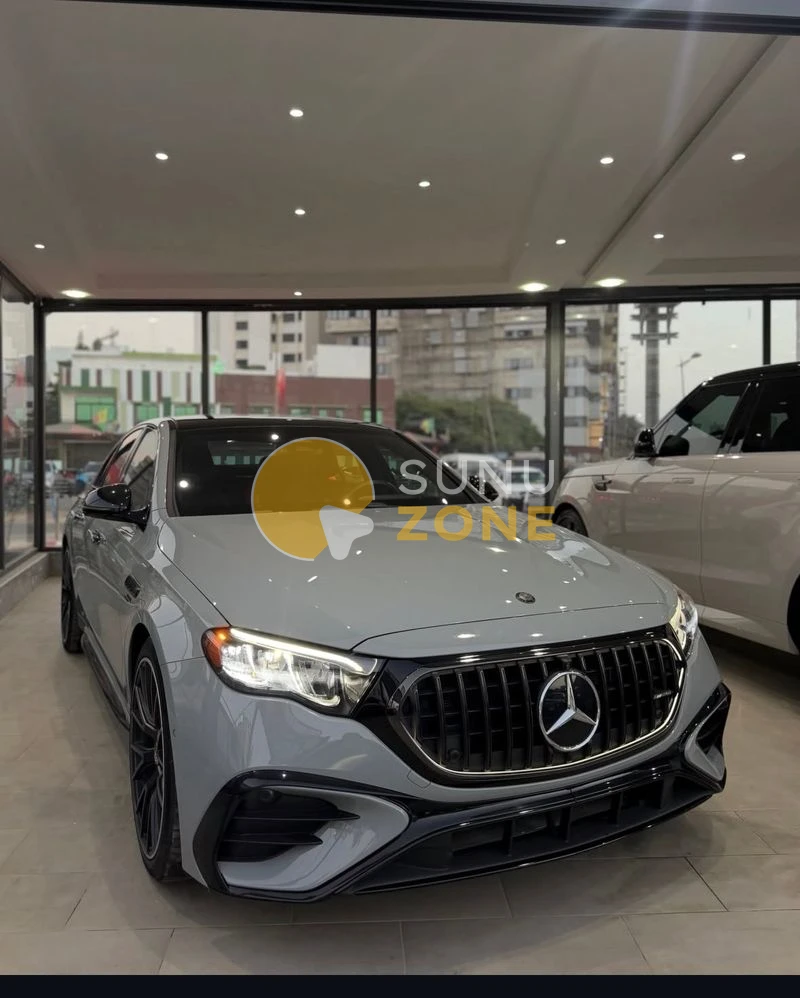 Mercedes AMG E53 4MATIC+ (W214) 2025 — photo principale