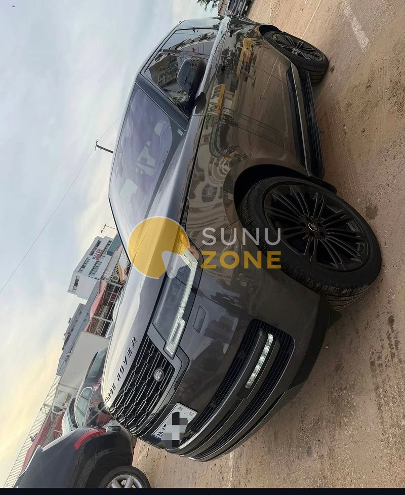 Range Rover Vogue 2024 — photo principale