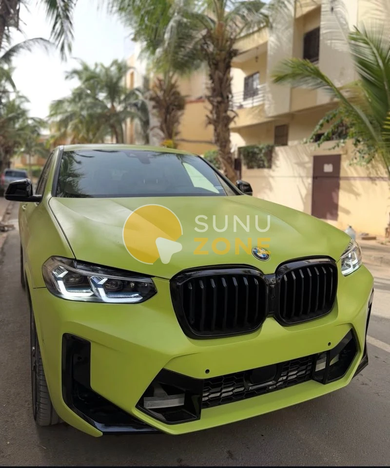 BMW X4 2021 — photo principale