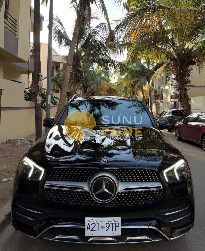 MERCEDES BENZ GLE 350 4MATIC 2021 — photo 2