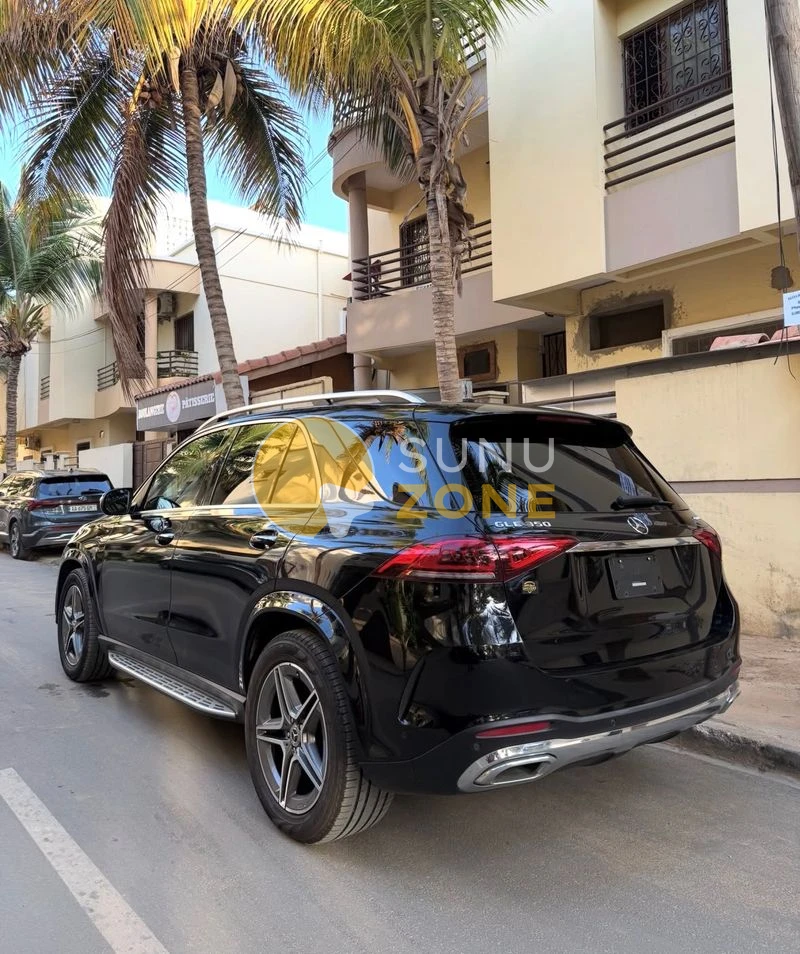 MERCEDES BENZ GLE 350 4MATIC 2021 — photo 3