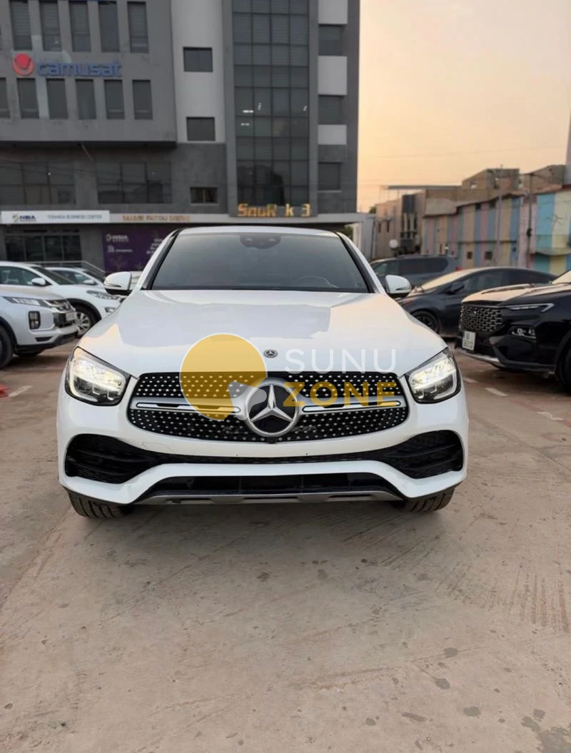 Mercedes Mercedes-Benz GLC 300 4MATIC Anne: 2020 2020 — photo 2